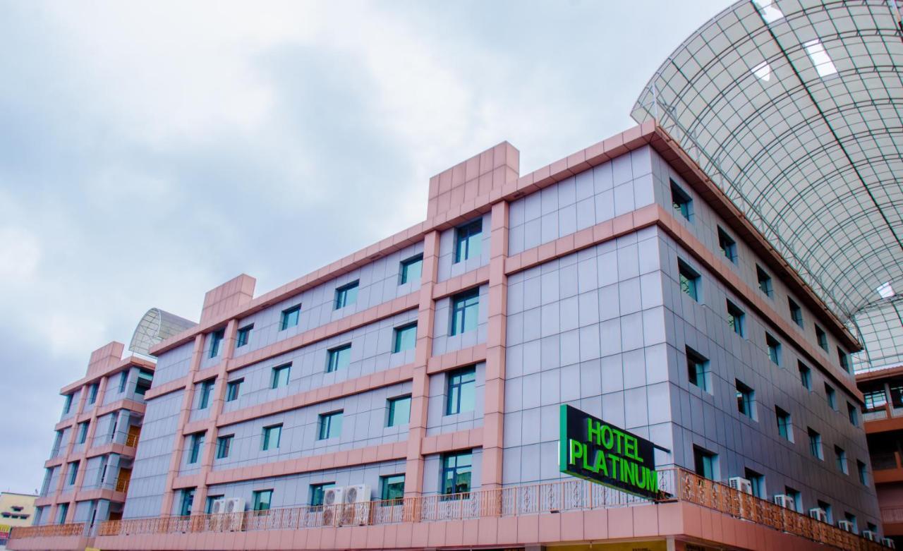 Hotel Platinum Kinshasa Extérieur photo