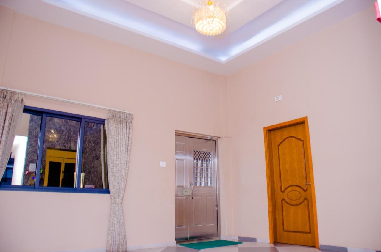 Hotel Platinum Kinshasa Extérieur photo